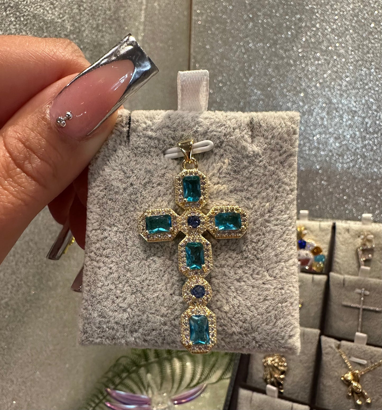 Bejewel Cross
