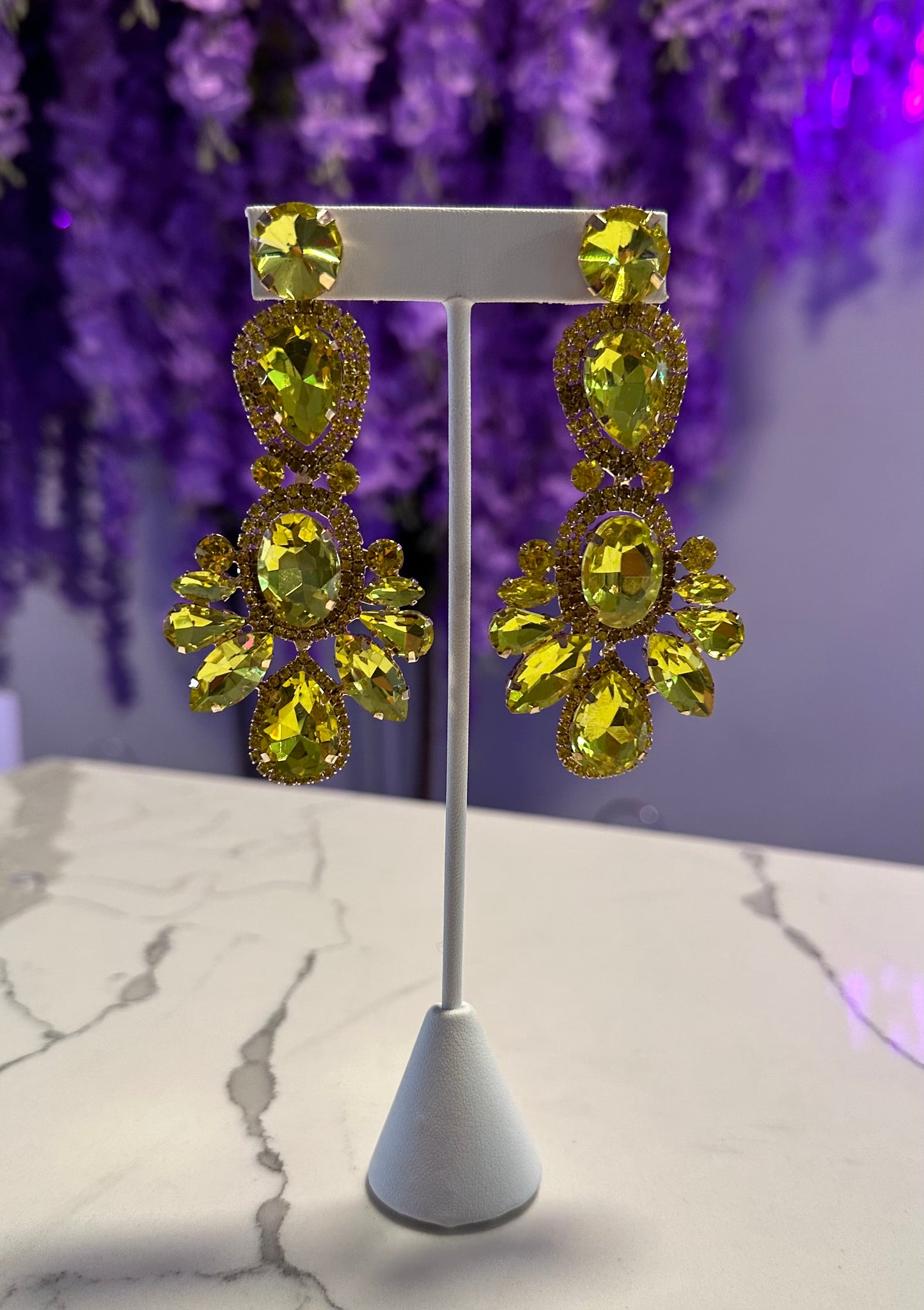 Chandelier-yellow