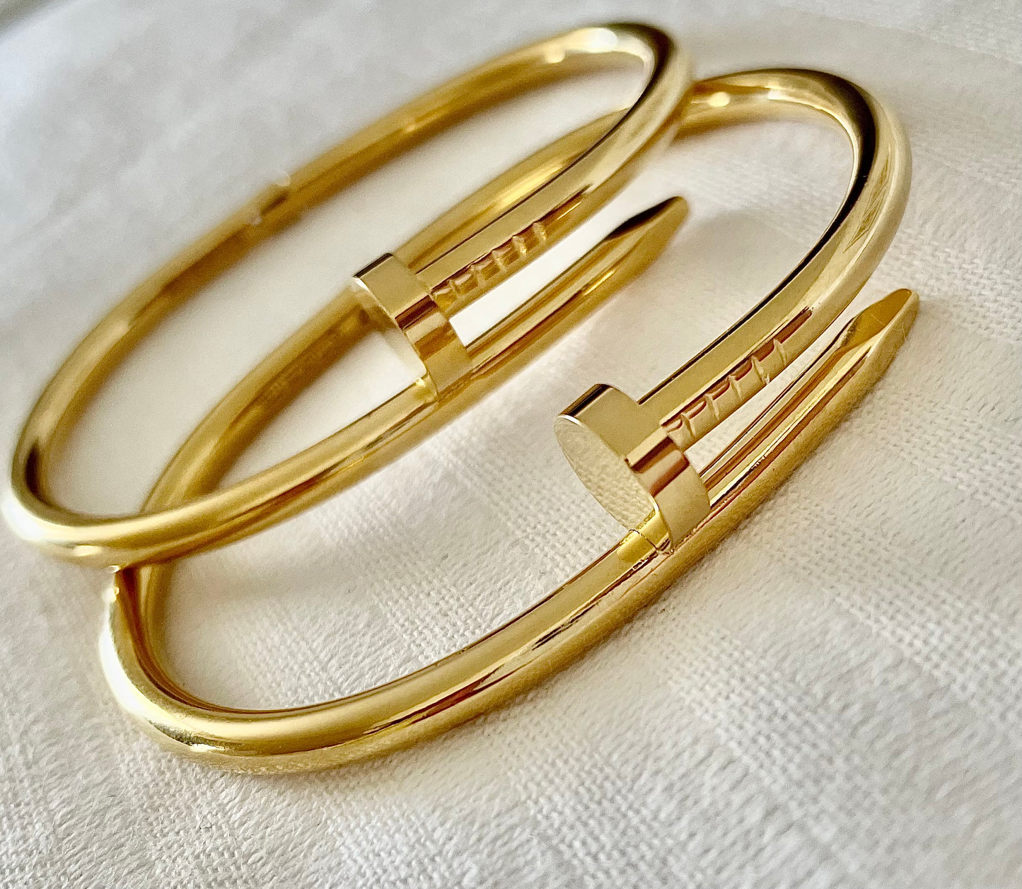 Nail Bangle