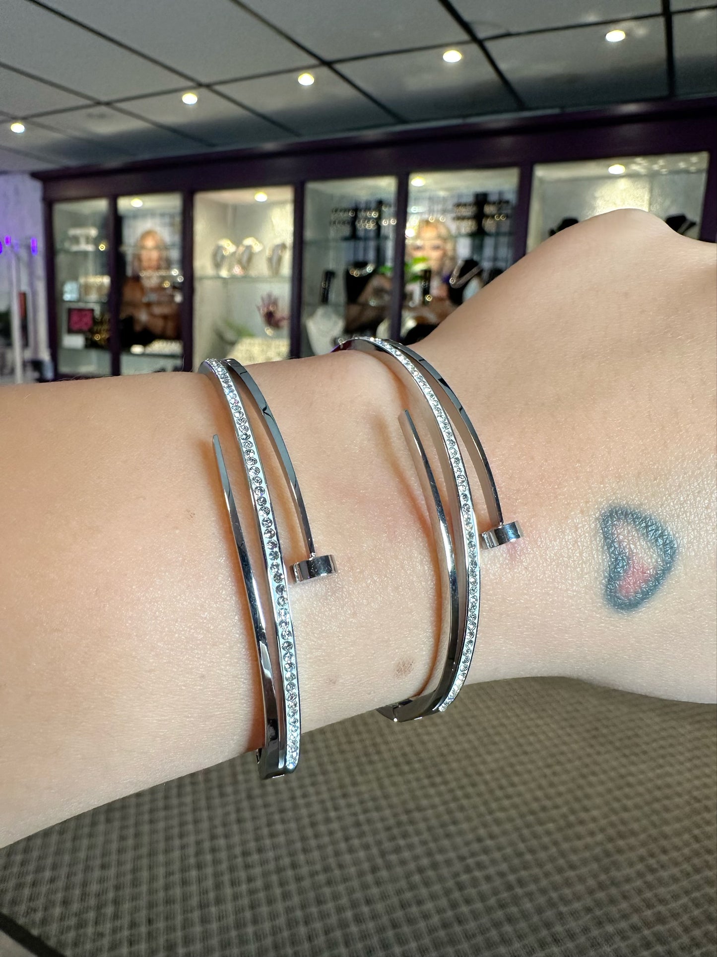 Nail Bangle w/a twist